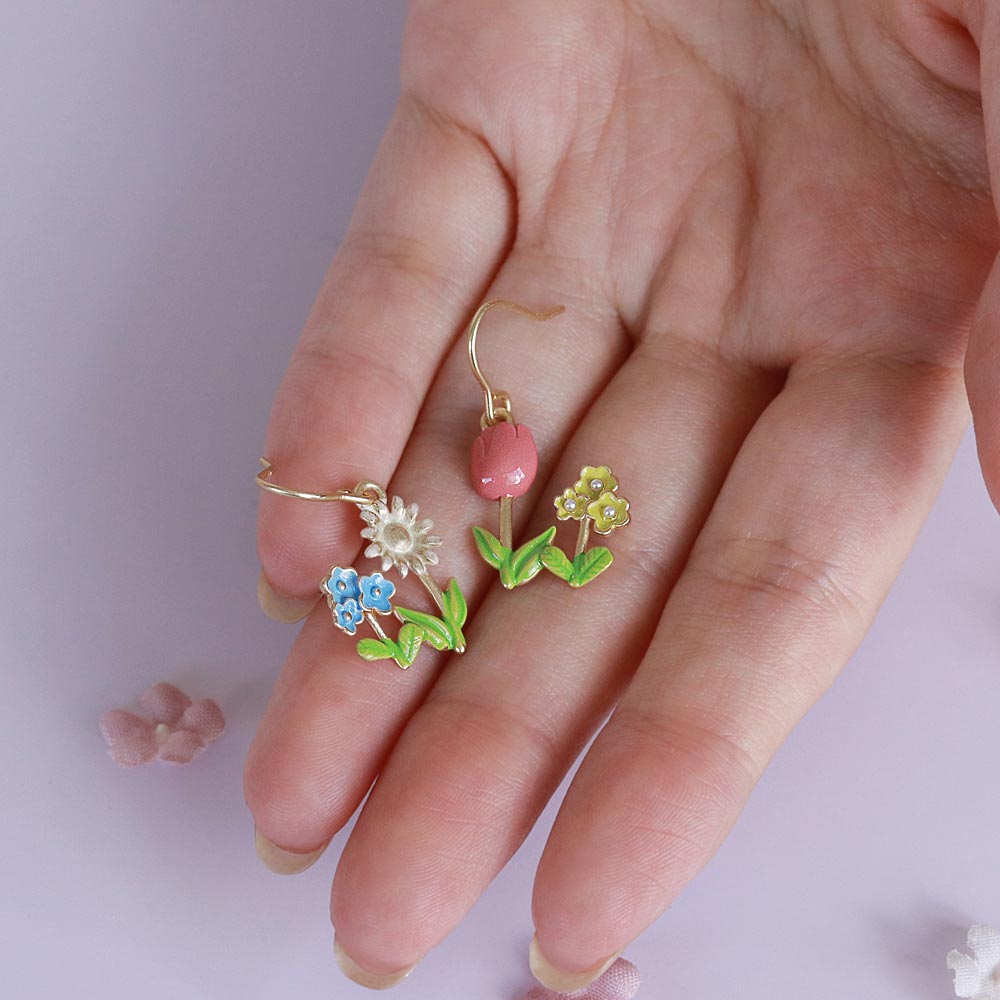 Flower Bed Earrings