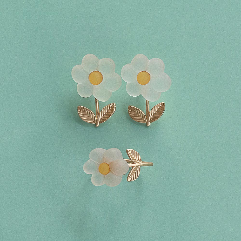 Fleeting Flower Cuff Ring