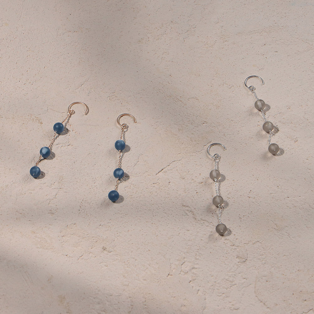 Frosted Homaika Ball Linear Earrings