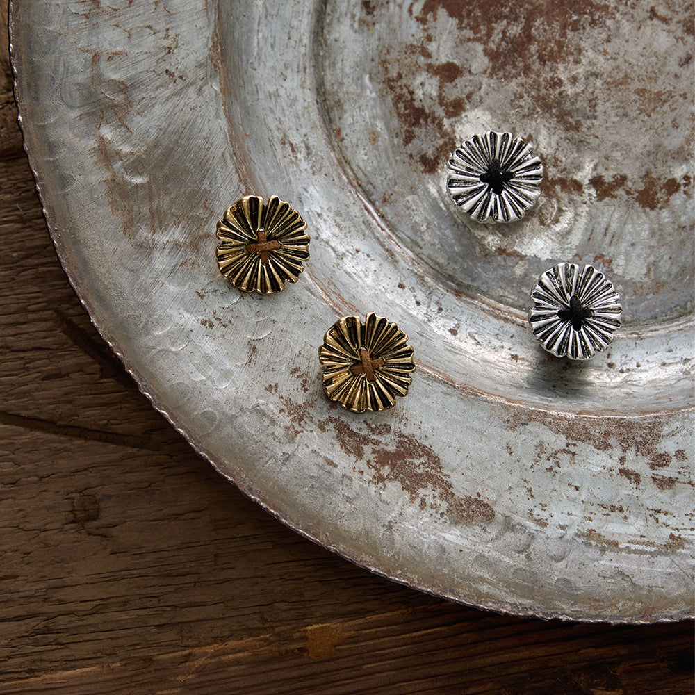 Textured Round Flower Earrings