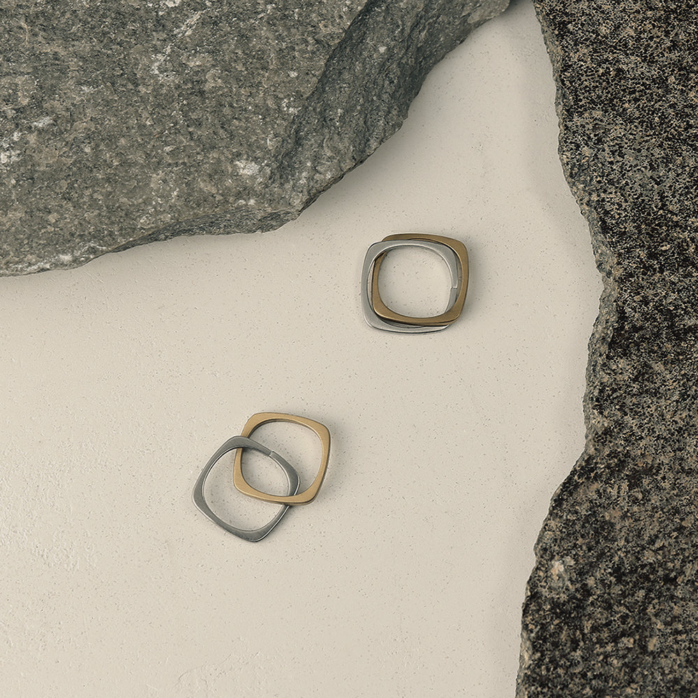 Linked Square Band Ring