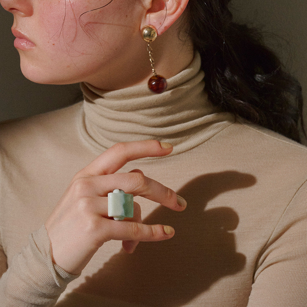 Geometric Wavy Band Signet Ring - Osewaya