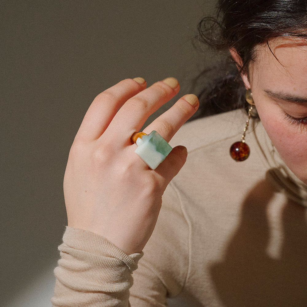 Geometric Wavy Band Signet Ring - Osewaya