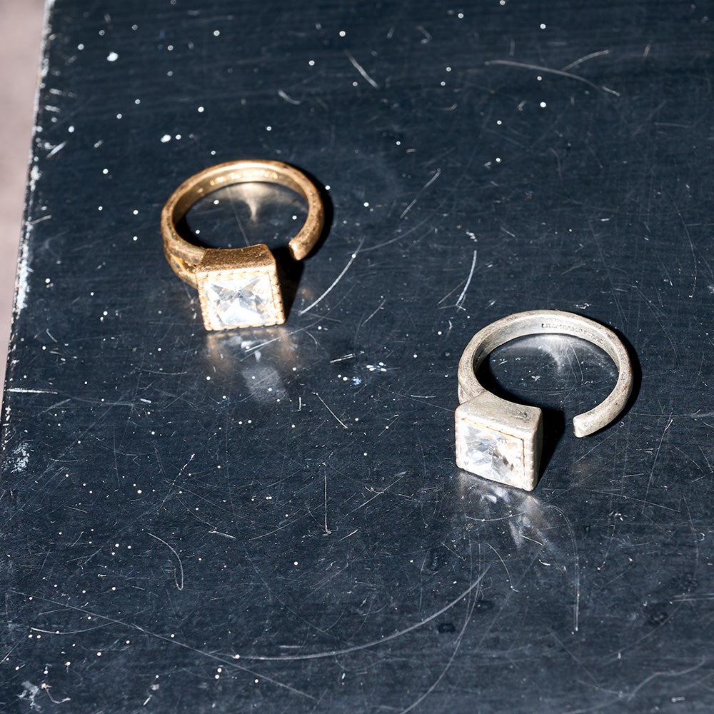 Faceted Square Stone Ring - osewaya