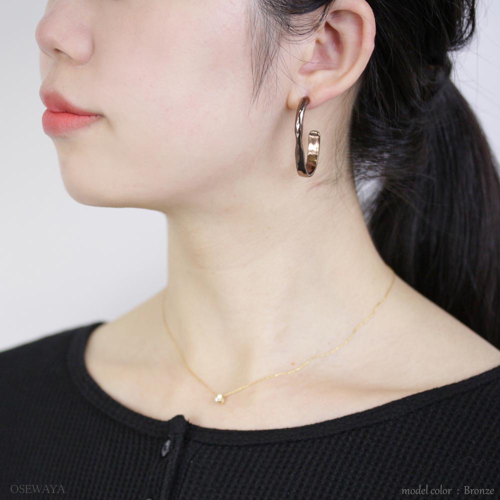 Distressed Metal Dimpled Hoop Earrings - Osewaya