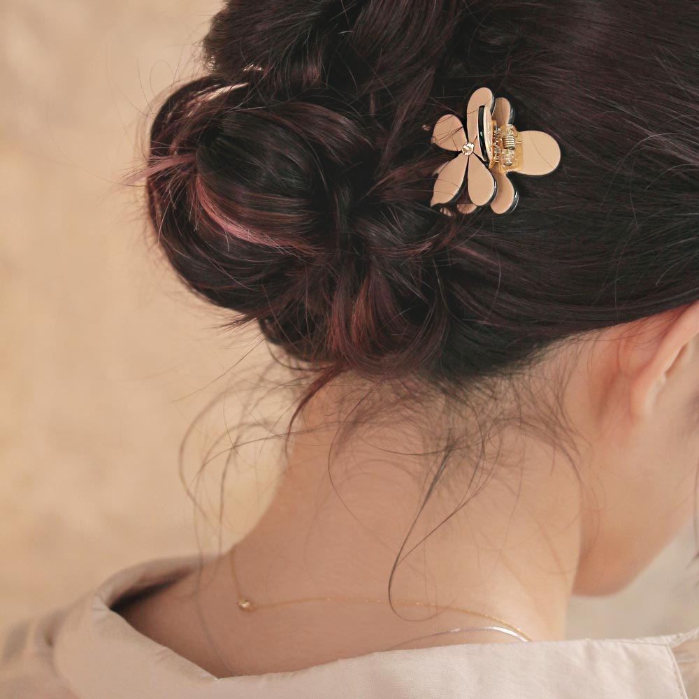 Flower Shaped Hair Clip