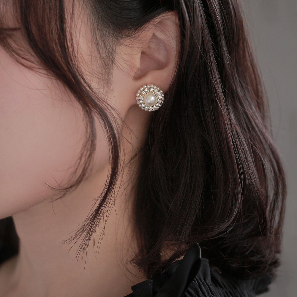 Pearly Circle Clip On Earrings