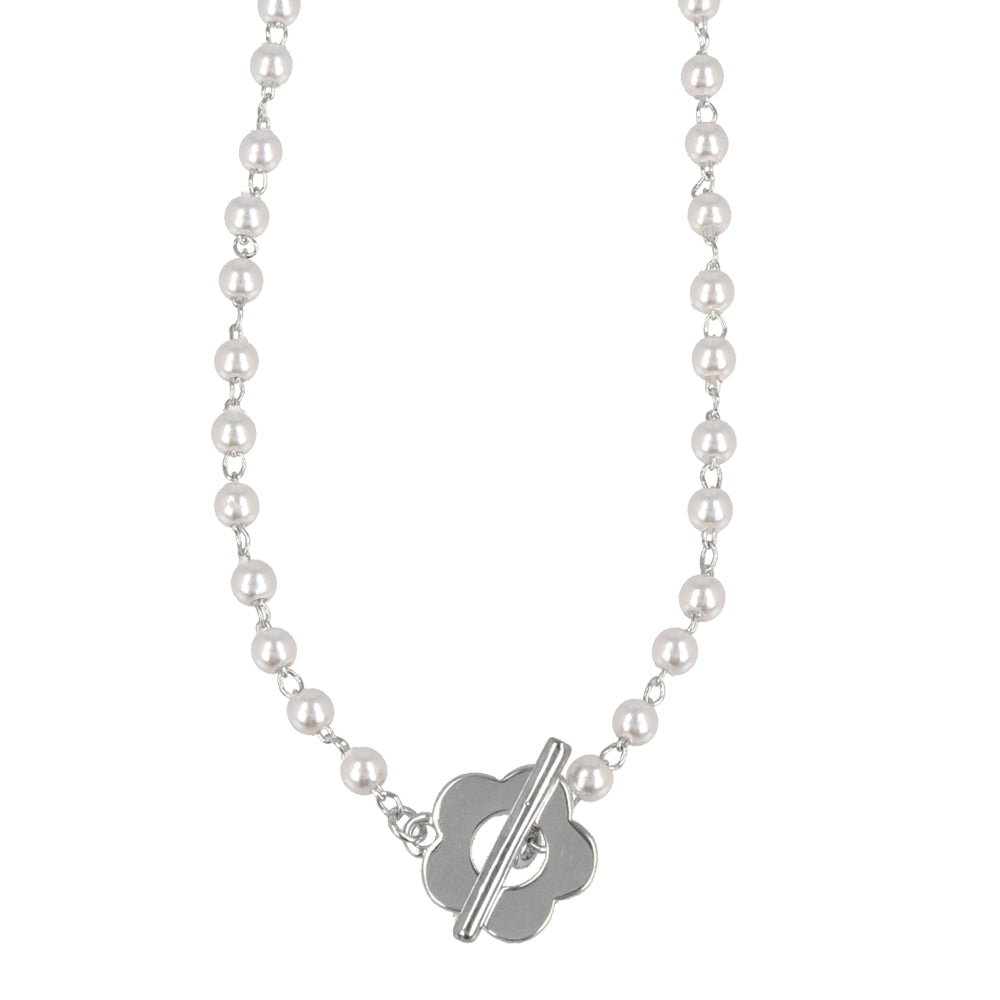 Flower Mantel Pearl Necklace