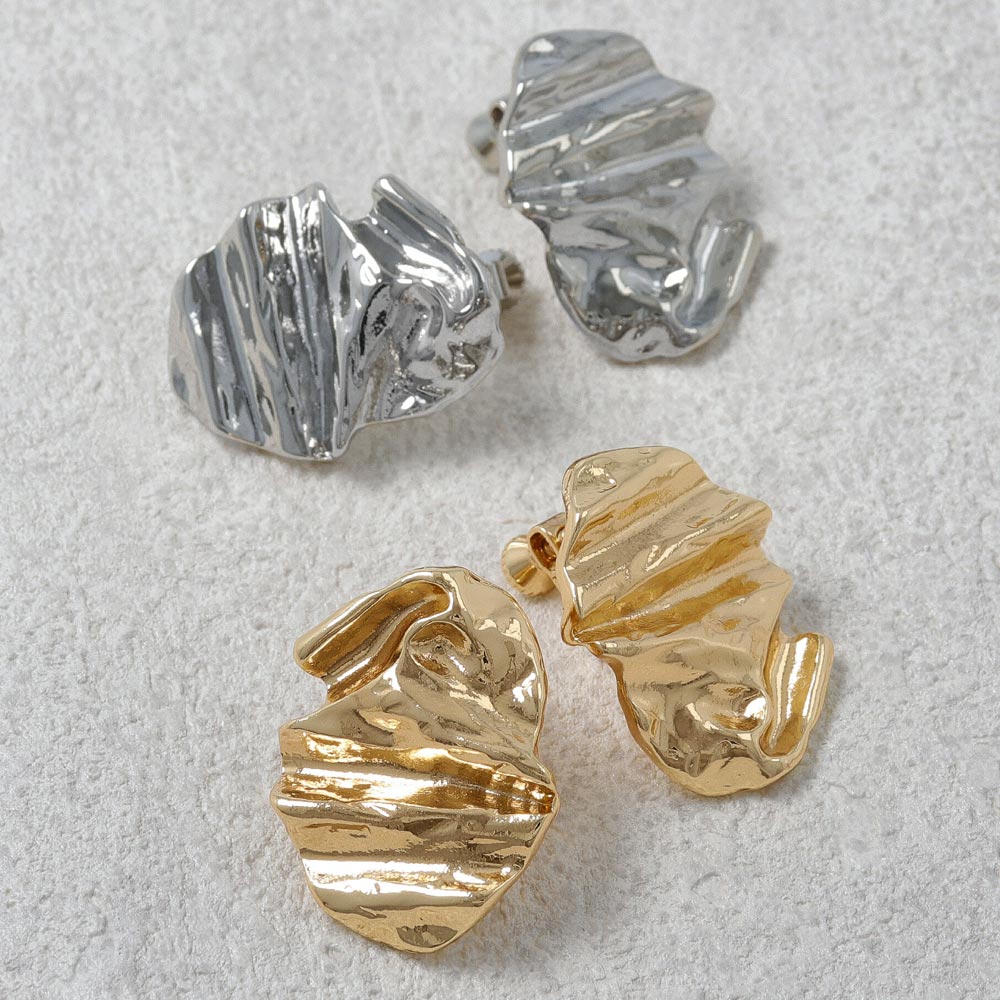 Crushed Metal Oval Clip On Earrings - osewaya