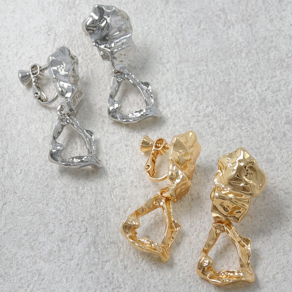 Crushed Metal Dangle Clip On Earrings - osewaya