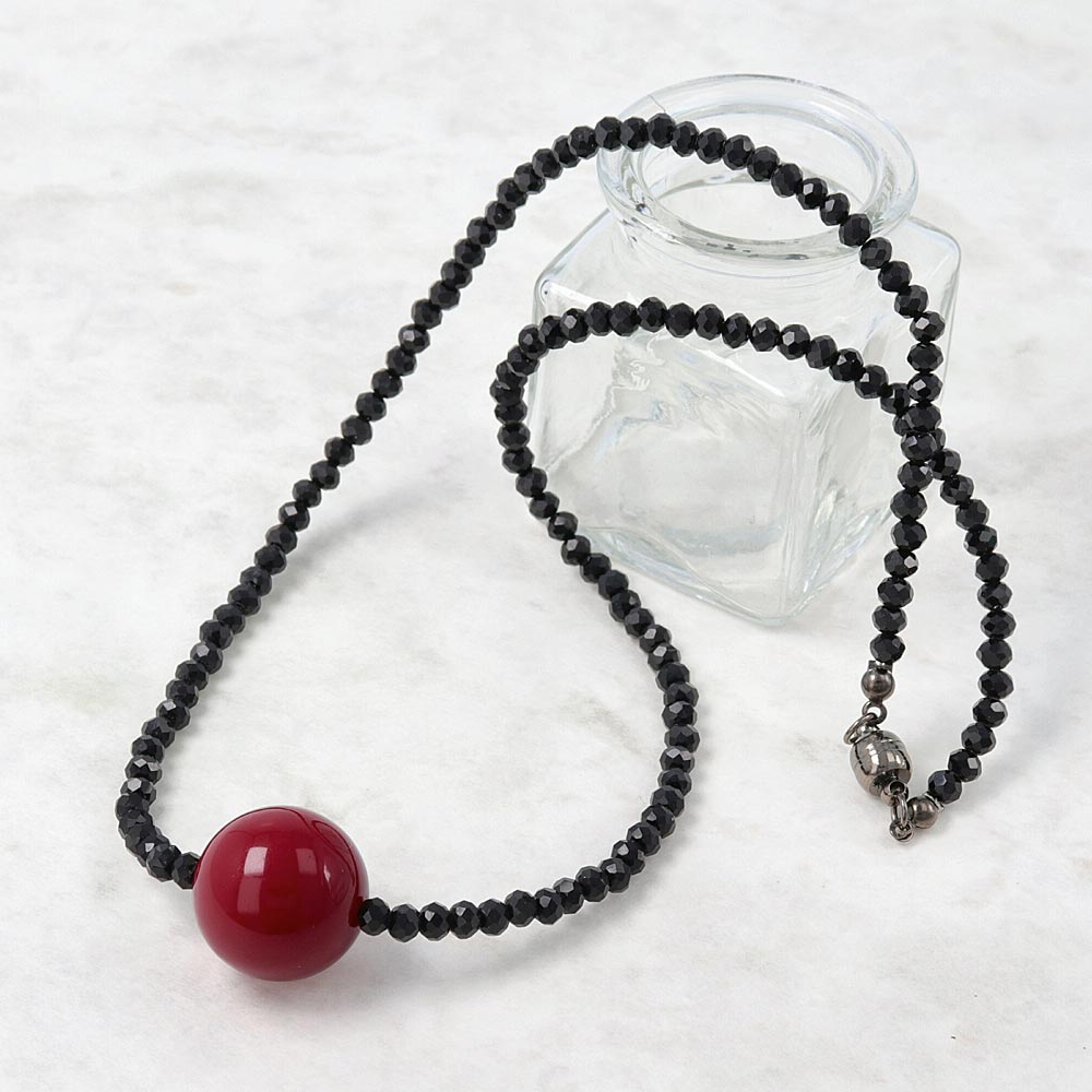 Red Bead Magnetic Closure Necklace