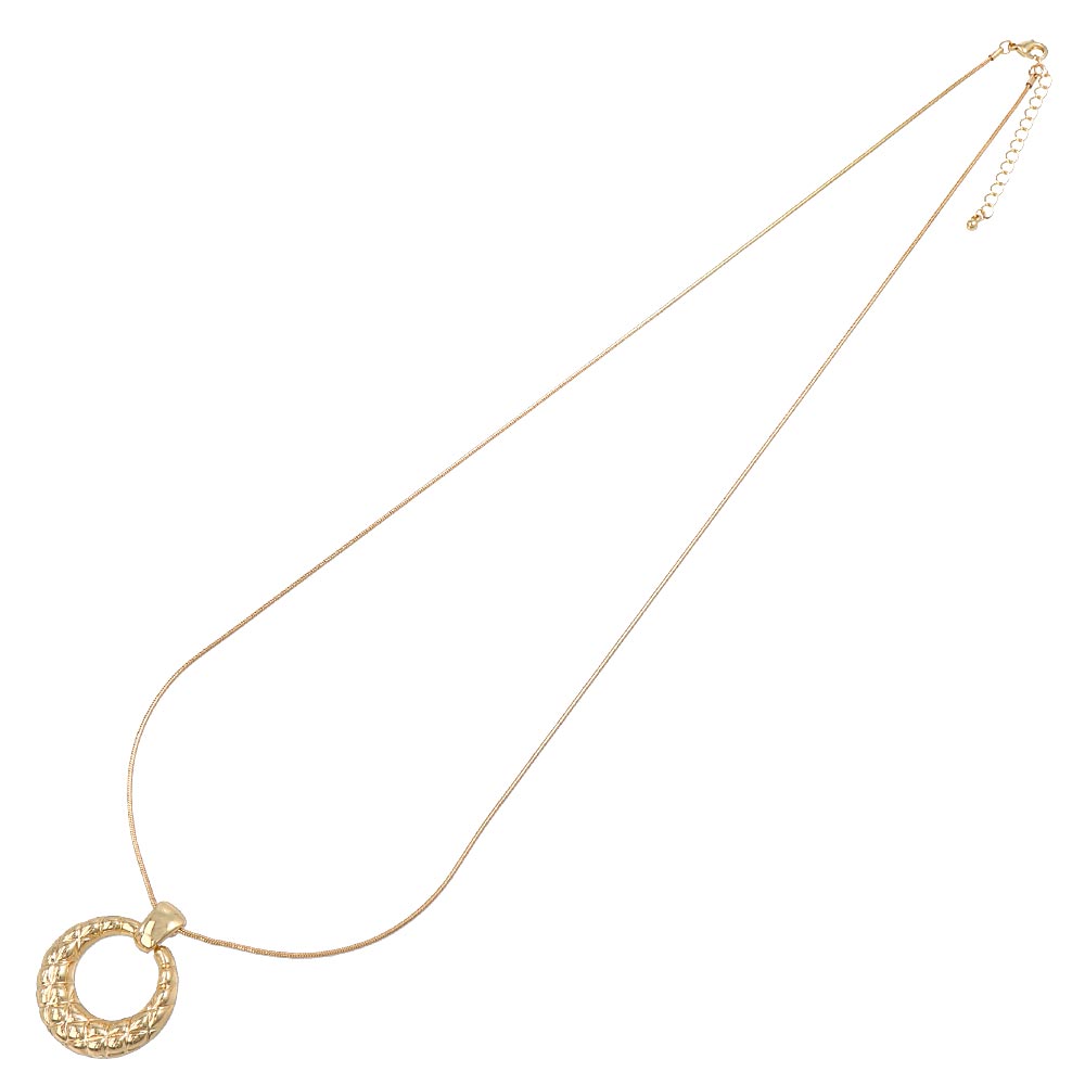 Quilted Circle Long Necklace