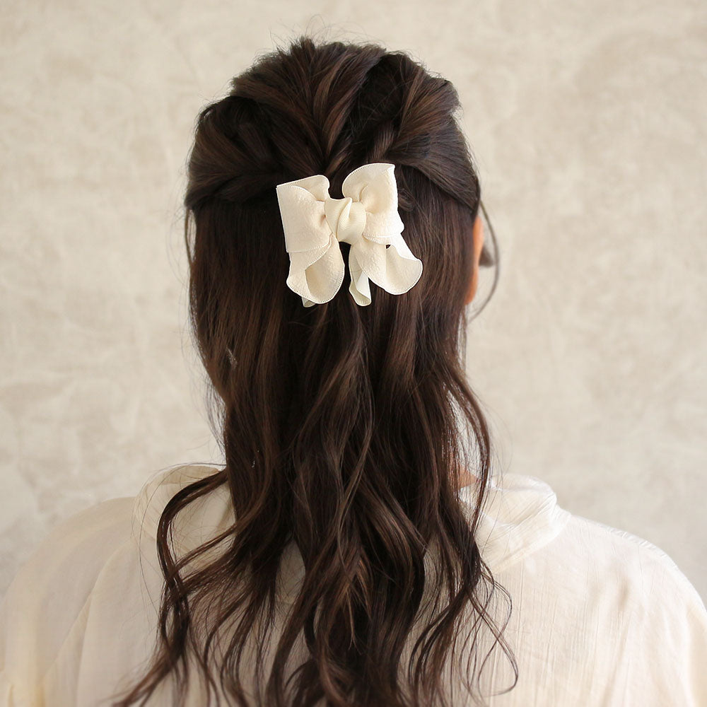 Textured Bow Hair Claw