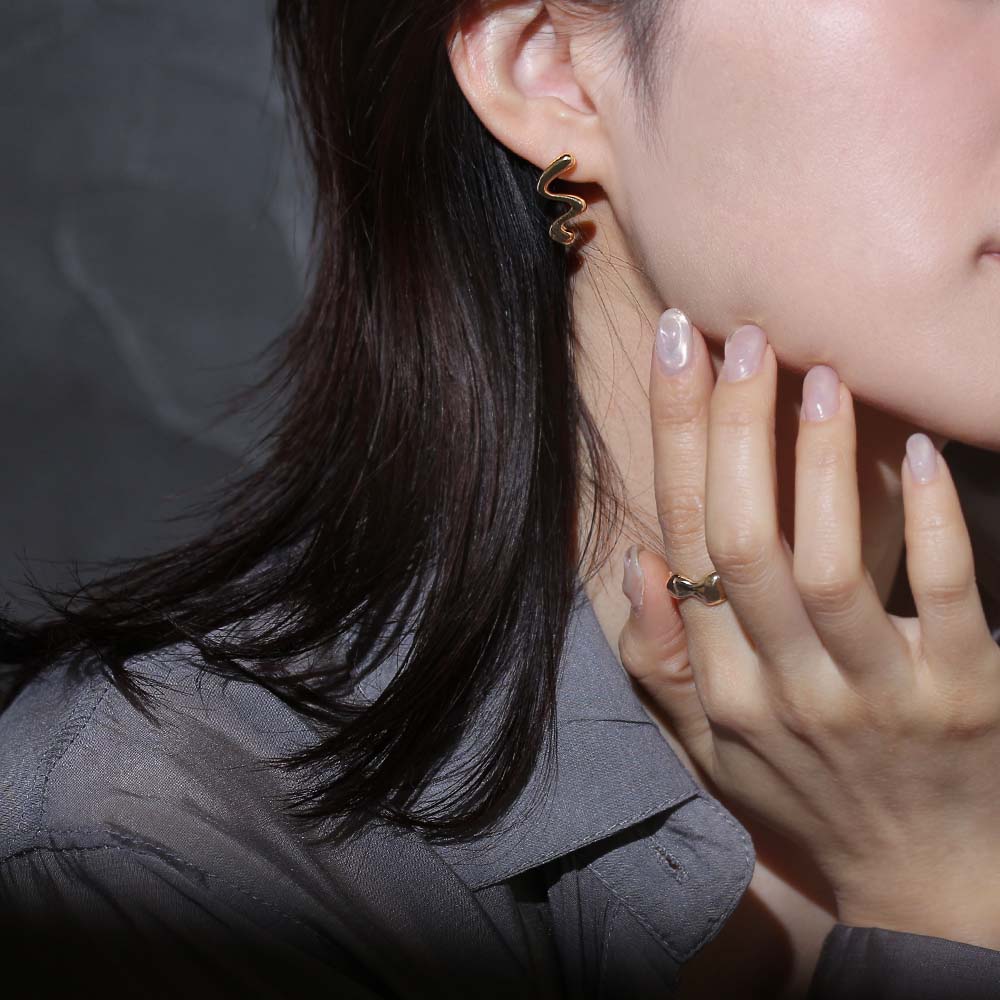 Melting Wave Mismatched Earrings