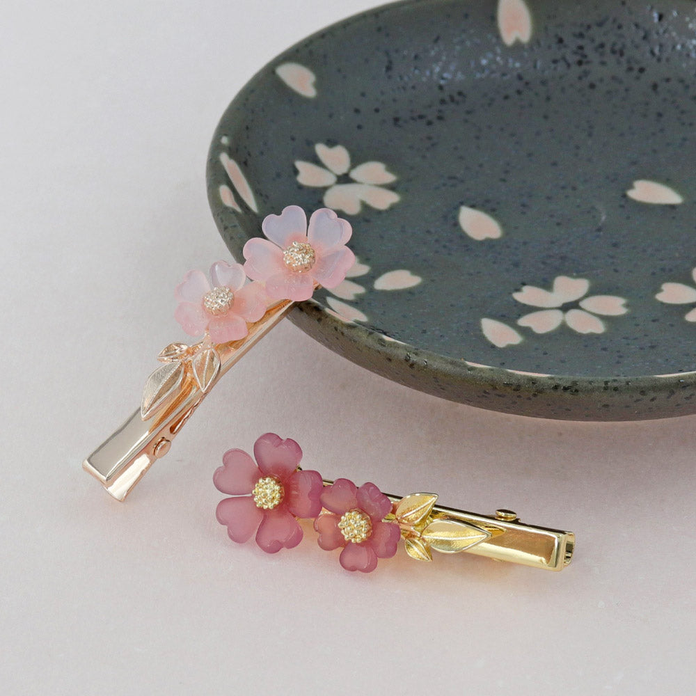 Soft Color Sakura Pinch Clip