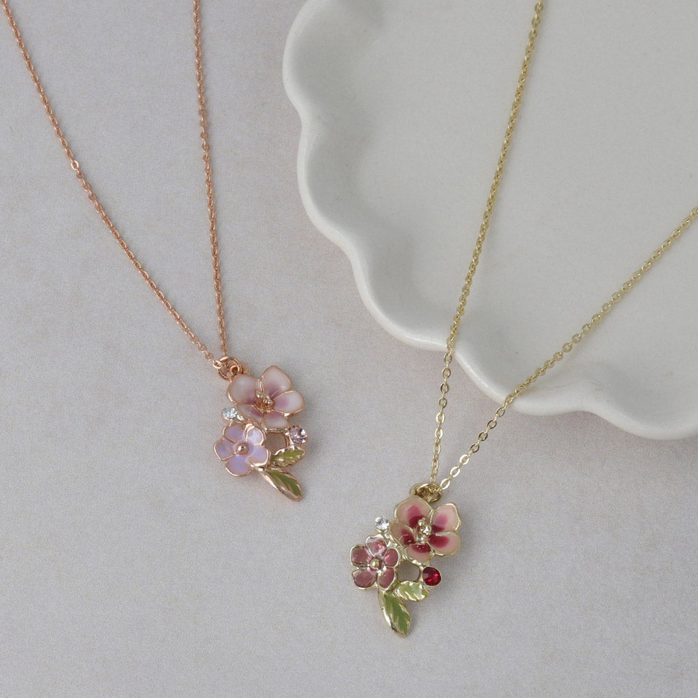 Floral Pendant Necklace