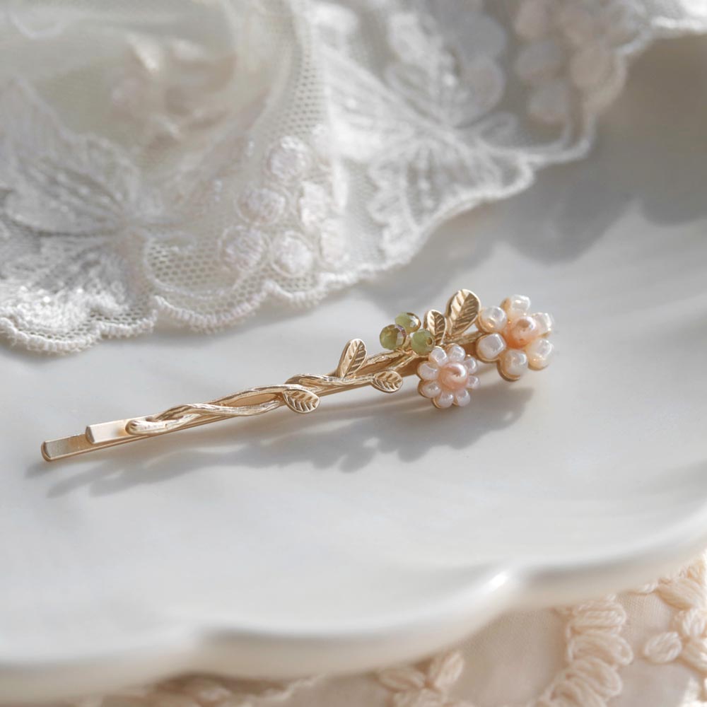 Flower and Berry Twig Hairpin - osewaya