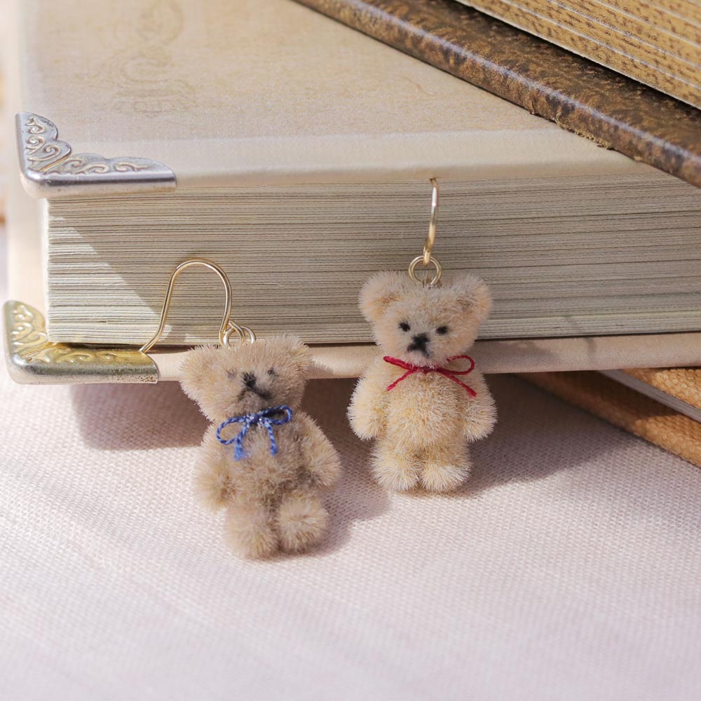 Gold Teddy bear earrings Moschino - Vitkac France