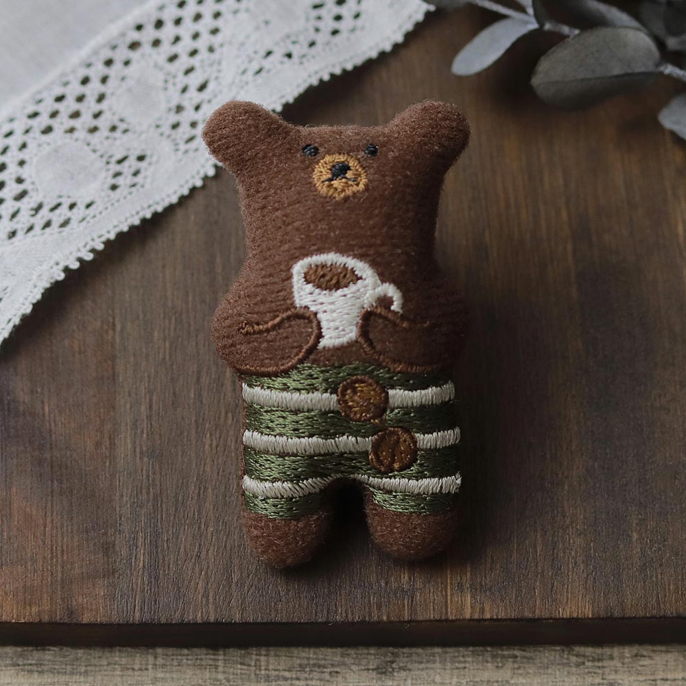 Little Bear and Coffee Padded Brooch - osewaya