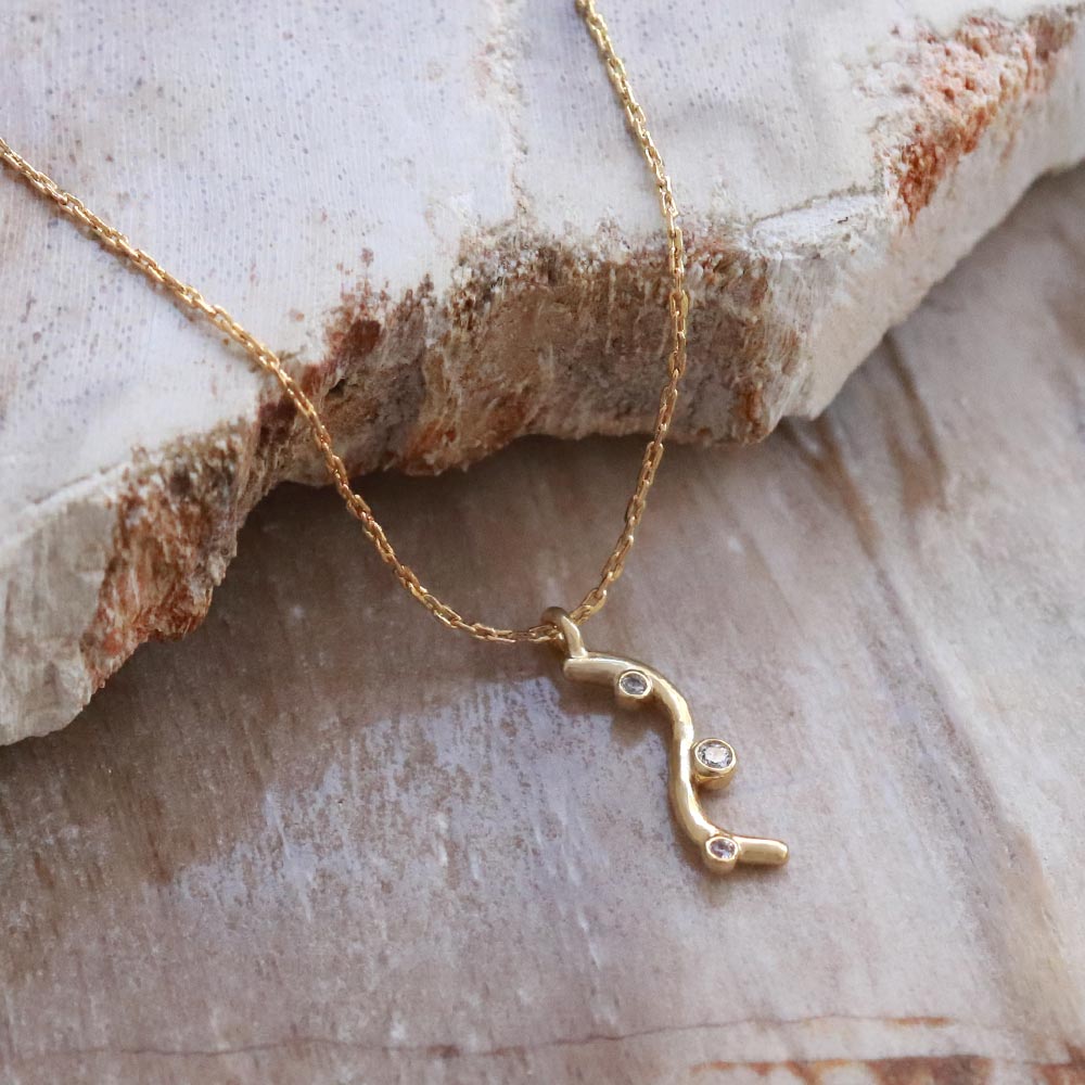 Gold Plated Curve Necklace - osewaya