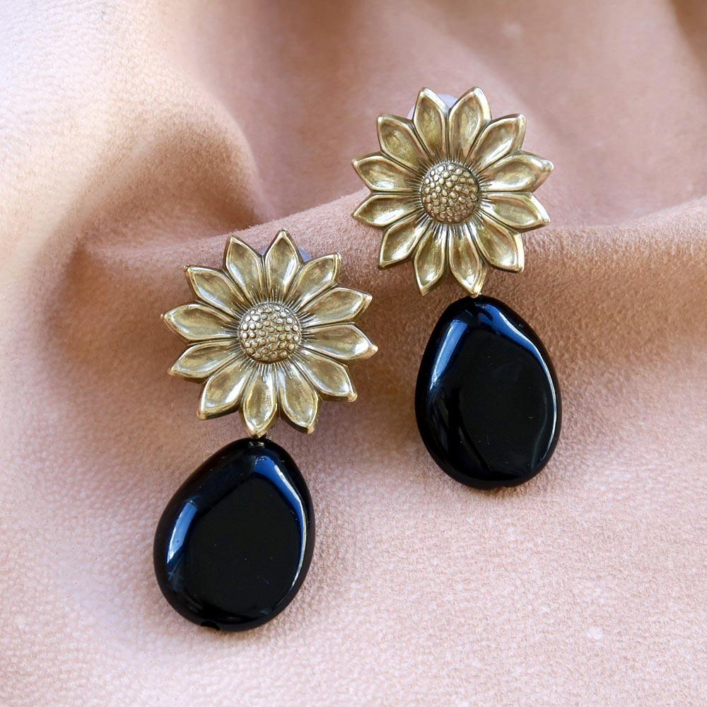 Vintage Look Flower  and Drop Stone Clip On Earrings - osewaya