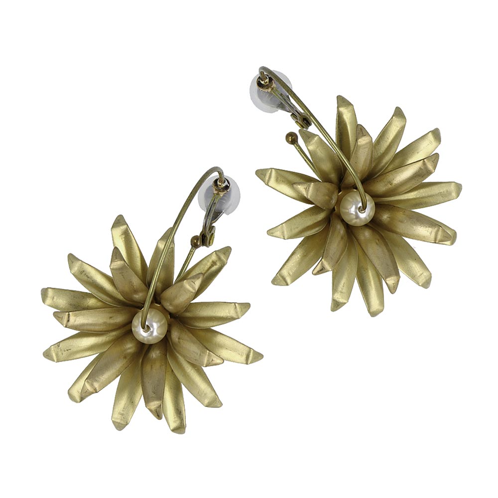 Vintage Look Metallic Flower Clip On Earrings