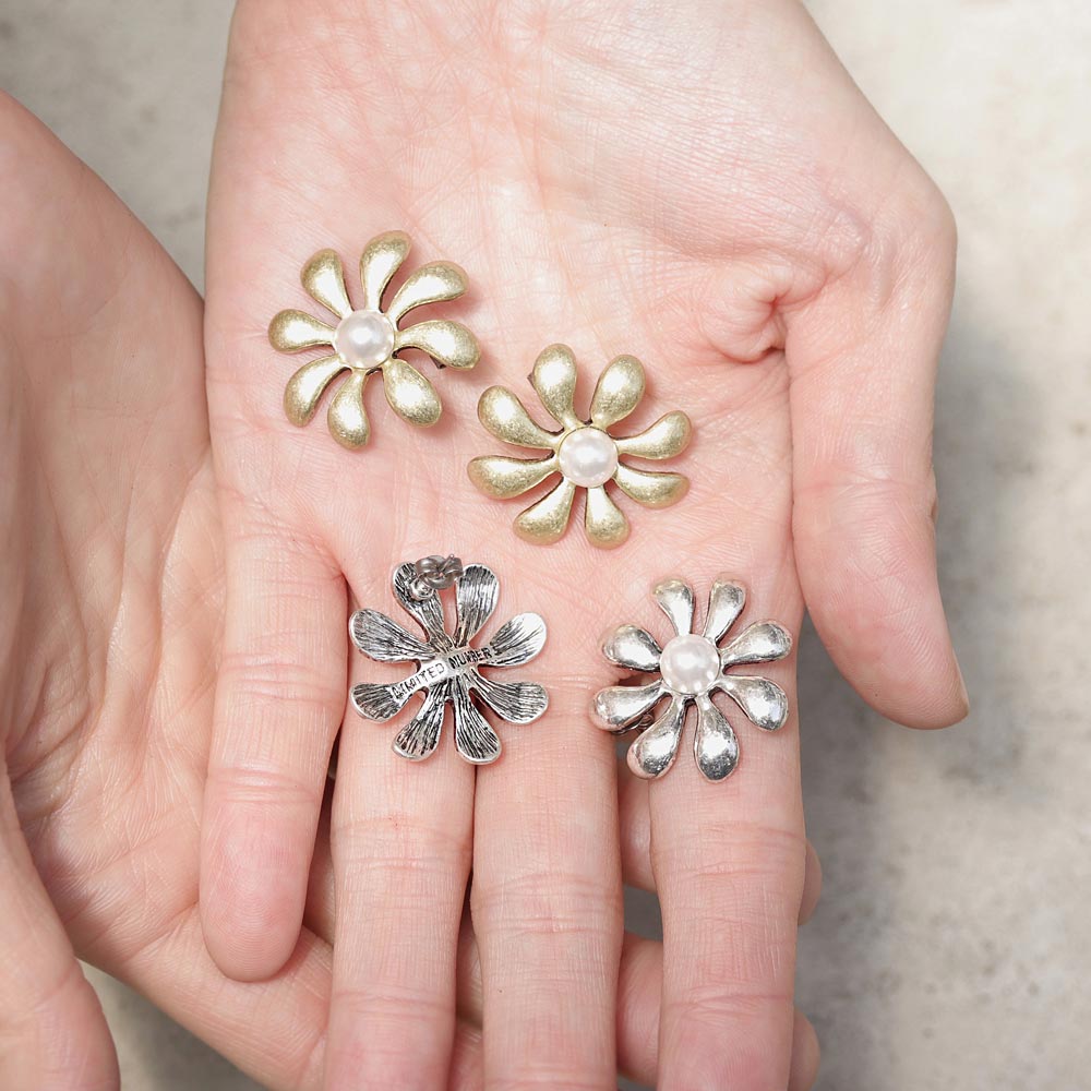 Pearl Flower Titanium Earrings