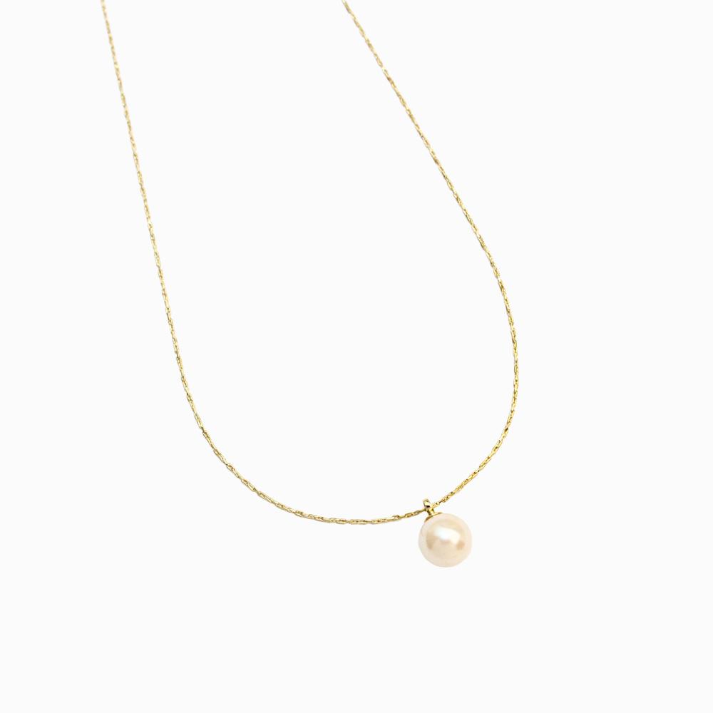 Simple Floating Pearl Necklace - osewaya