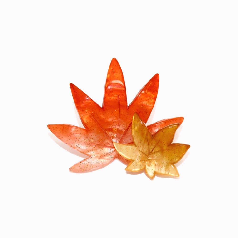 Momiji Red Leaf Brooch - osewaya